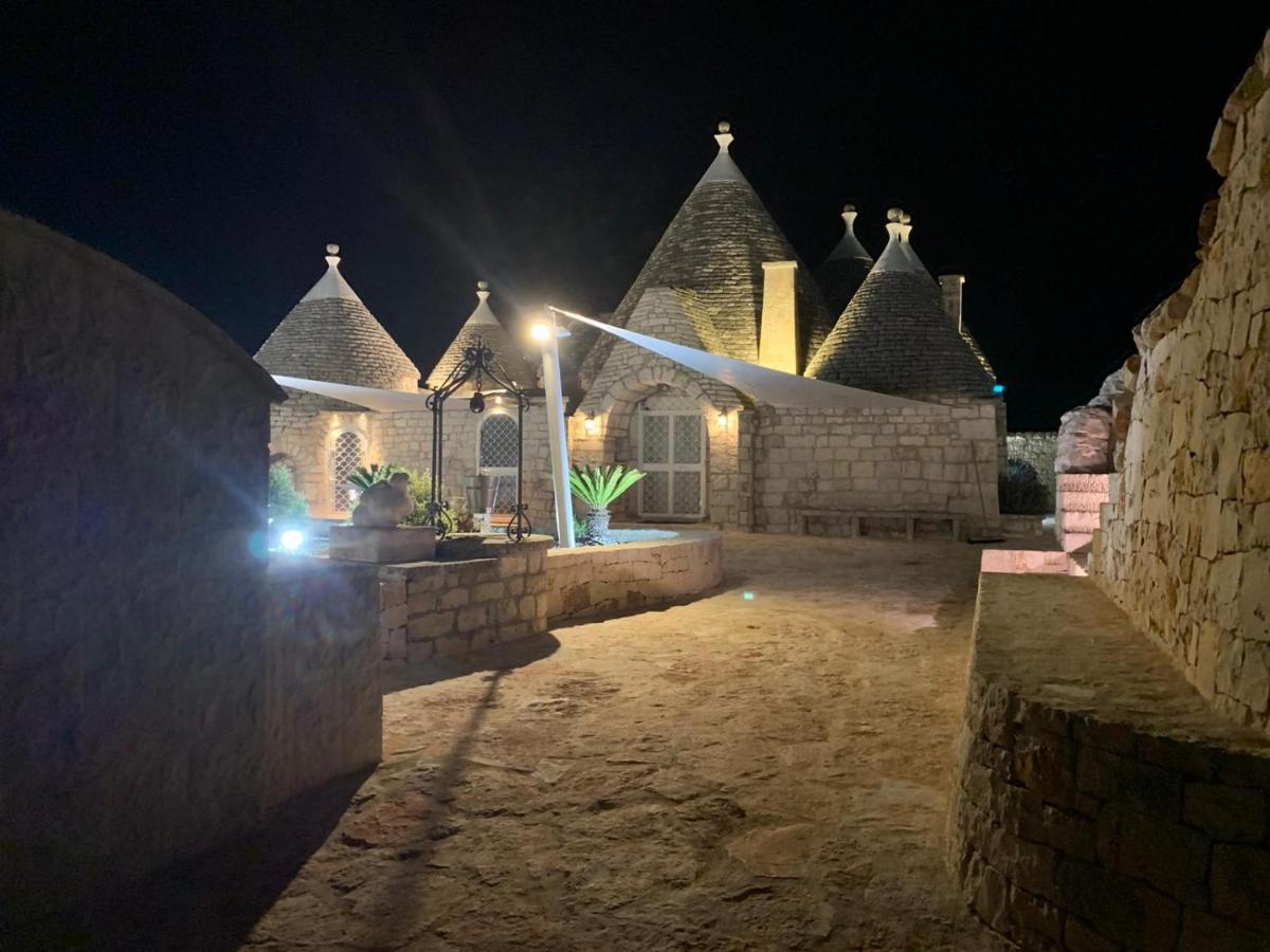 Trulli Tesoro Bed & Breakfast Cisternino Exterior photo